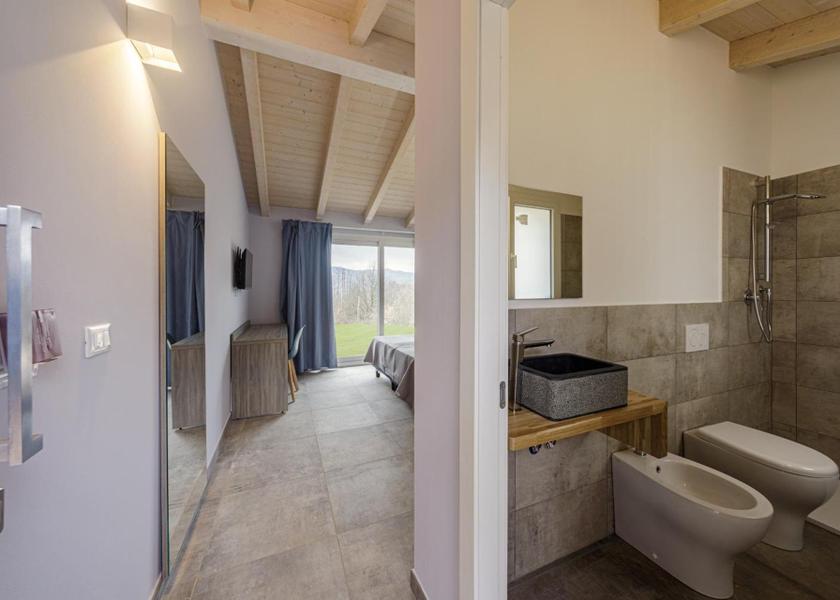 Liguria Cairo Montenotte bathroom