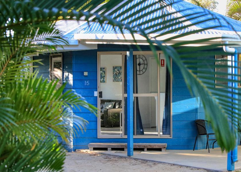 Gladstone Regional Tannum Sands Hotel Exterior