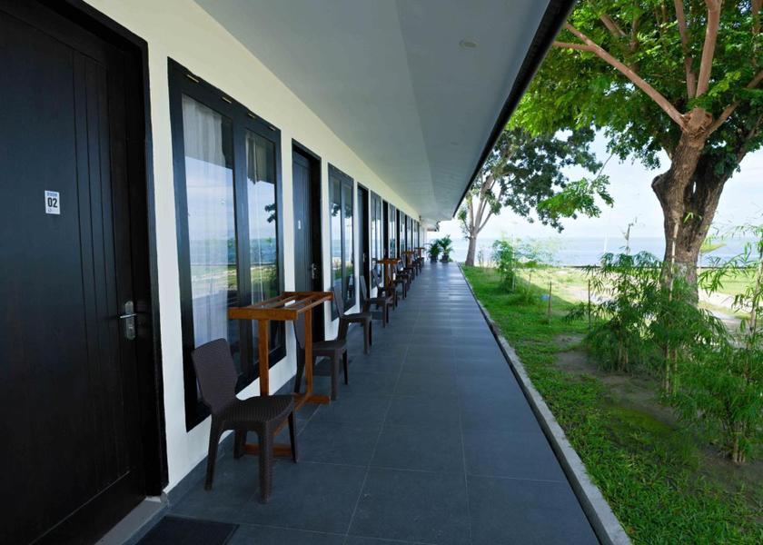  Gorontalo balcony/terrace