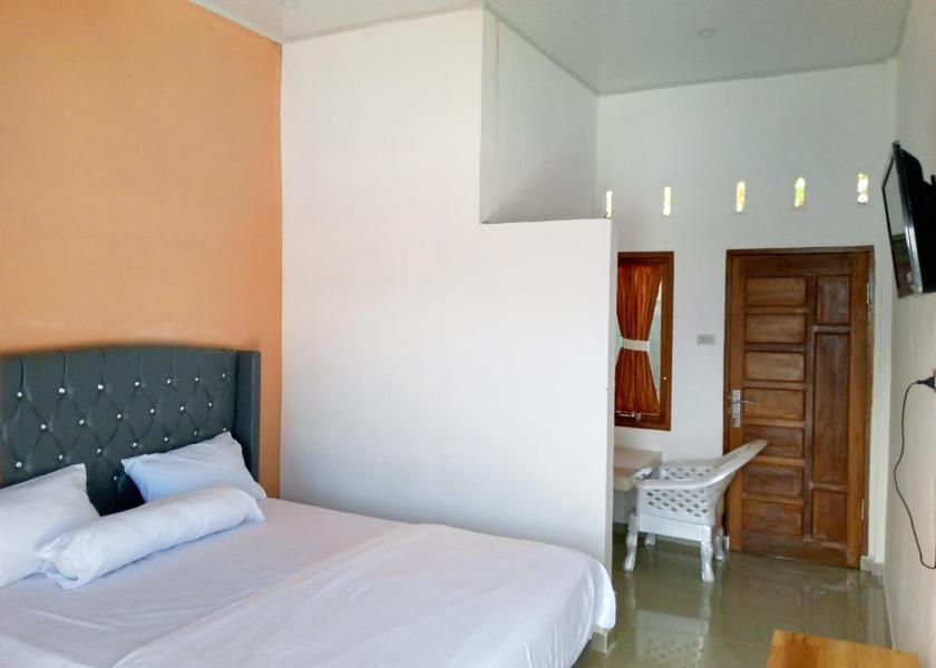  Samosir RedDoorz Room