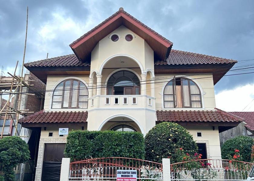 South Sulawesi Rantepao exterior view