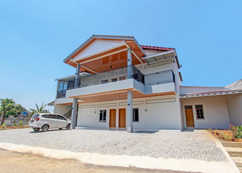 Central Java Pati exterior view