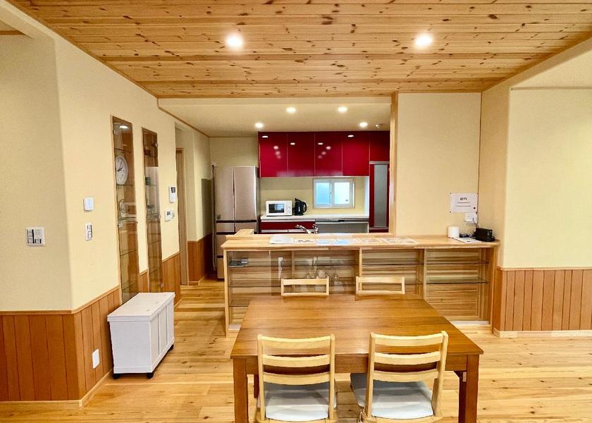 Yamanashi Fujiyoshida separate living room