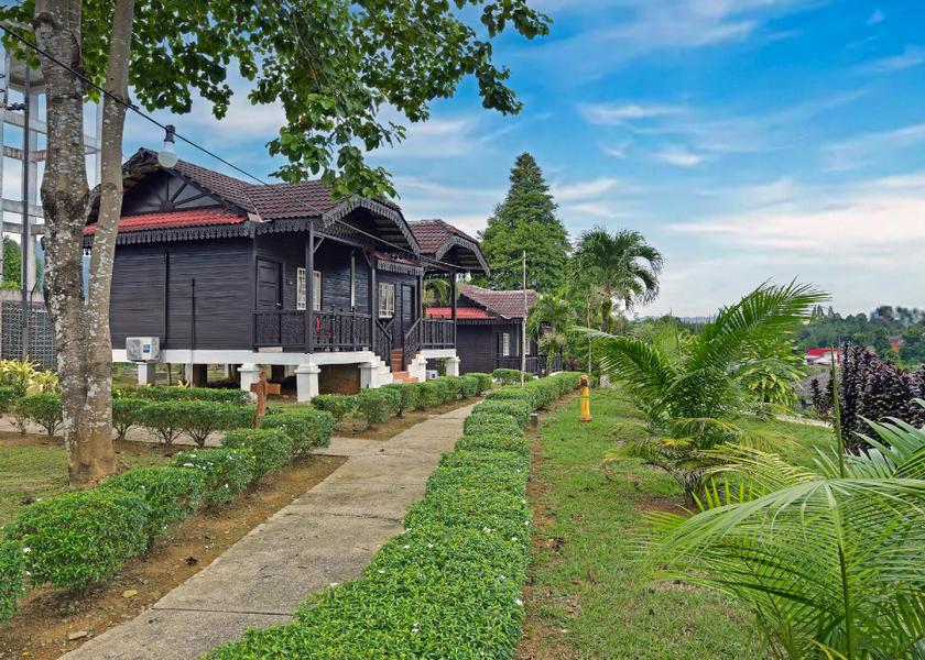 Pahang Kuala Tembeling exterior view