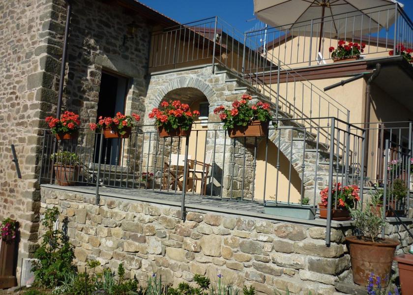 Tuscany Pontremoli entrance