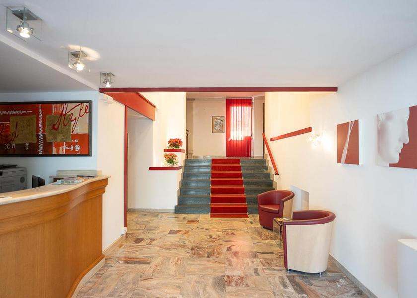 Tuscany Pontremoli lobby