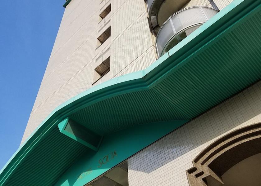 Oita Hita Property entrance