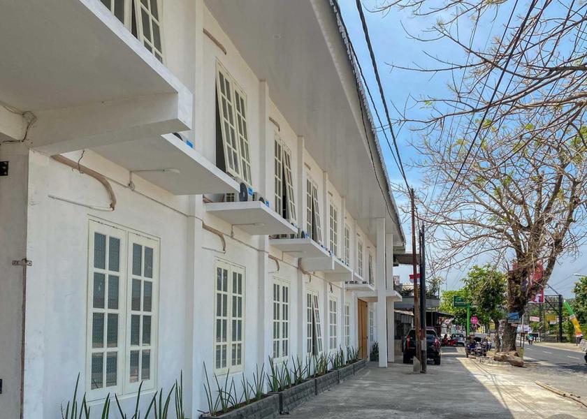 Central Java Karanganyar exterior view