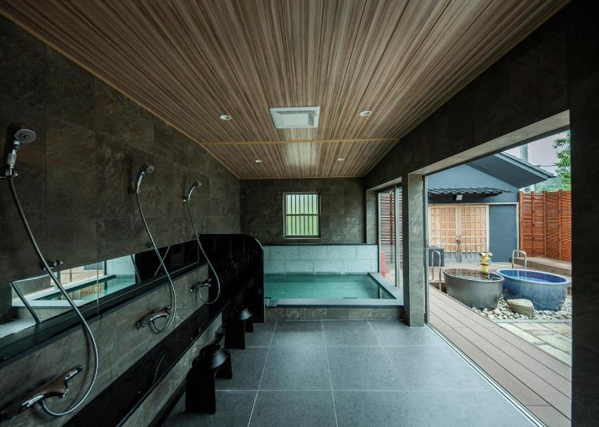 Shiga Koka bathroom