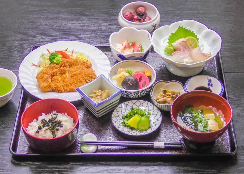 Oita Taketa food and beverages
