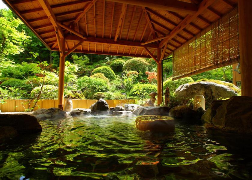 Nagano Komagane hot spring bath