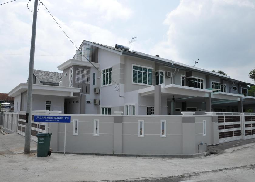 Pahang Mentakab exterior view
