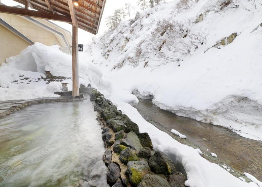 Iwate Nishiwaga hot spring bath
