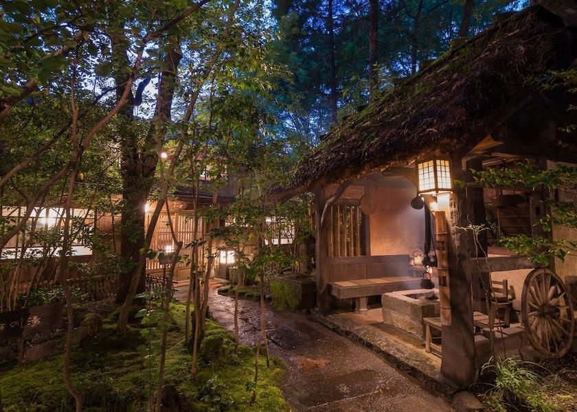 Kumamoto Minamioguni Front of property - evening/night
