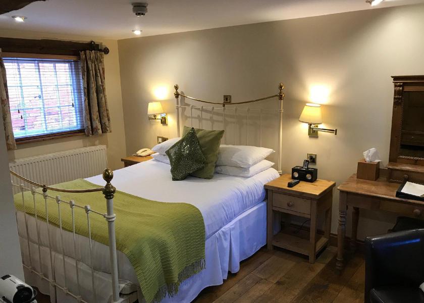 Wales Oswestry Double room-Standard-Ensuite with Shower-Courtyard view-Ground Floor