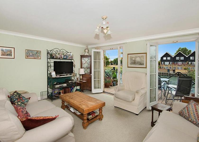 England Faversham Public Areas