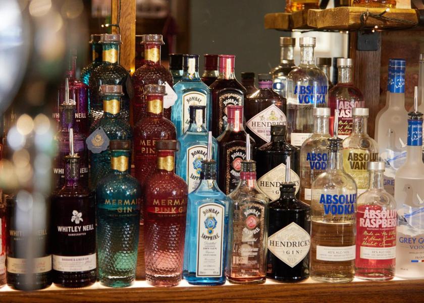 bar/lounge