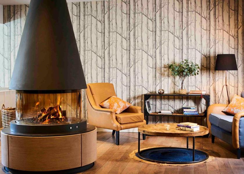 England Broadway bar/lounge