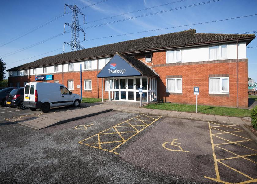 England Dunstable Exterior view