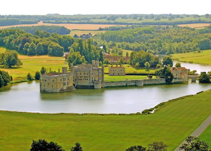 England Maidstone exterior view