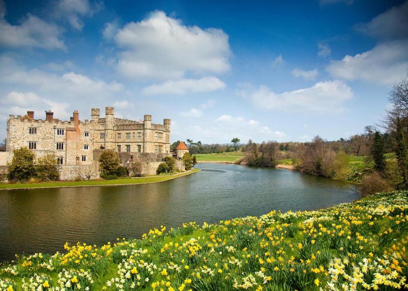 England Maidstone exterior view