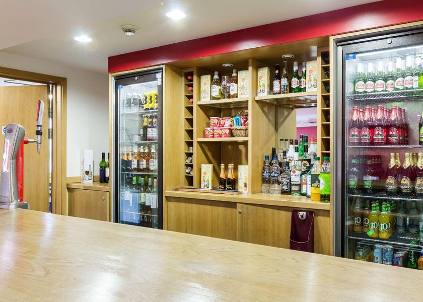 bar/lounge