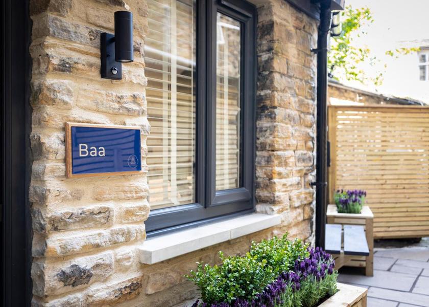 England Skipton garden