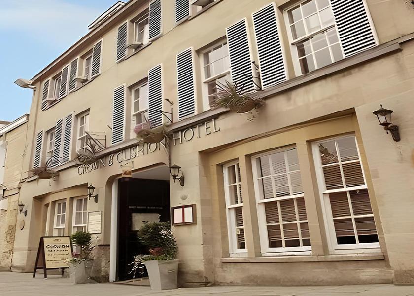 England Chipping Norton exterior view