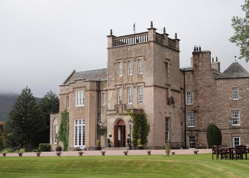 Scotland Inverurie entrance