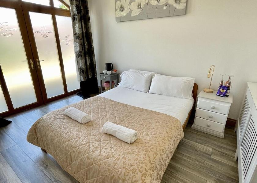 England Yarm Double room-Comfort-Ensuite with Shower-Courtyard view-The Woodstore