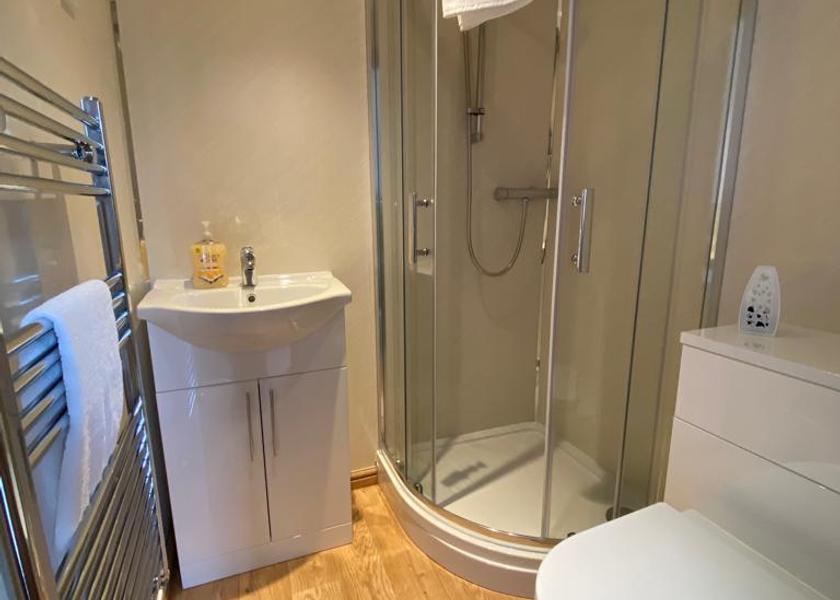 England Yarm Double room-Comfort-Ensuite with Shower-Courtyard view-The Woodstore