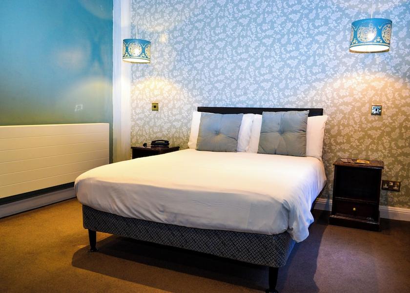 Wales Aberdare Room