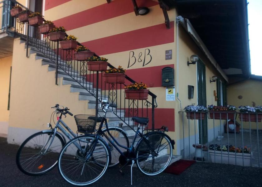 Lombardy Crema entrance