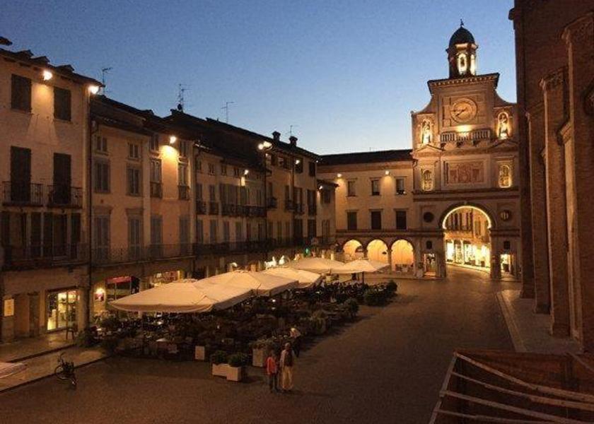 Lombardy Crema 