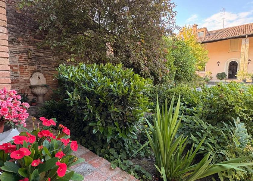 Lombardy Gambara garden