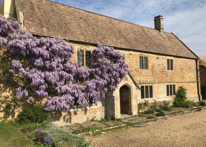 England Castle Cary exterior view