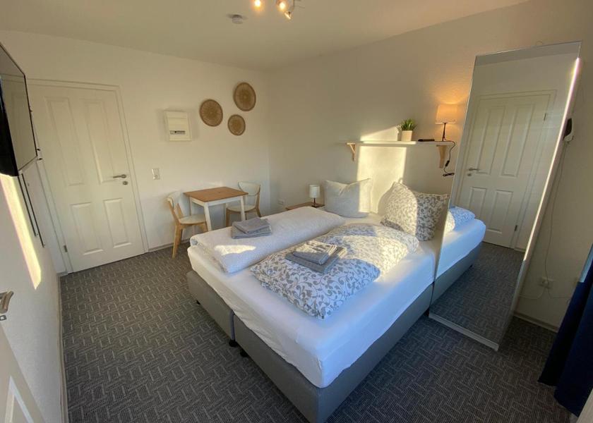 Lower Saxony Leezdorf guestroom