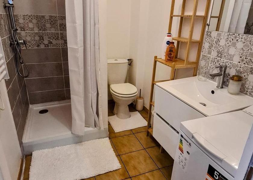 Bourgogne-Franche-Comte Sens Duplex Suite