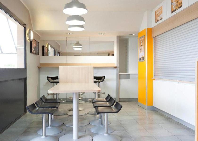 Bourgogne-Franche-Comte Sens restaurant