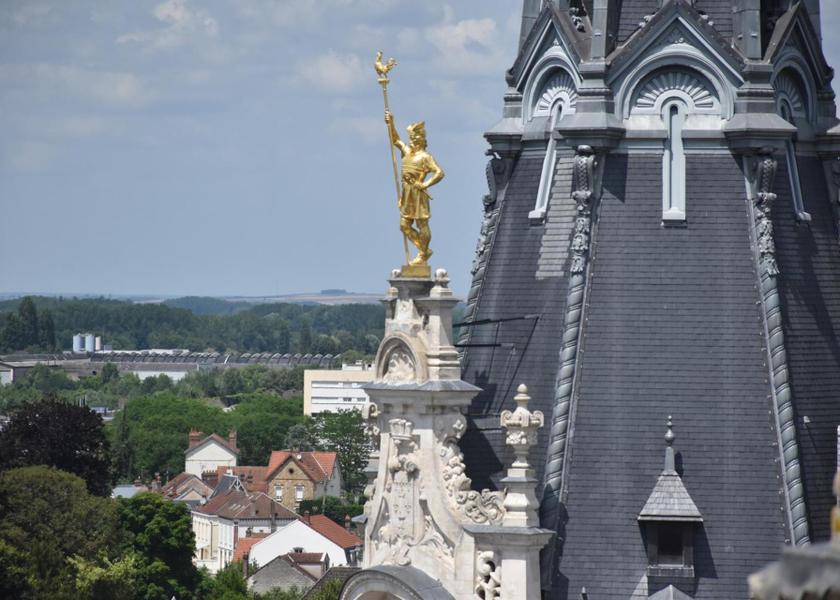 Bourgogne-Franche-Comte Sens 