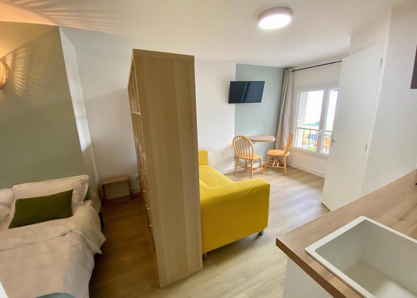 Normandy Le Havre Superior Studio