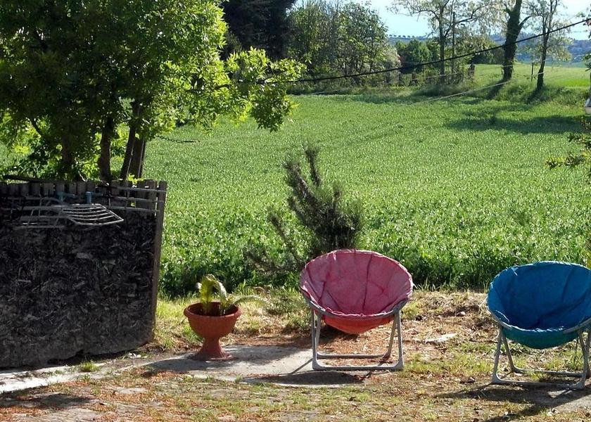 Marche Monsano garden