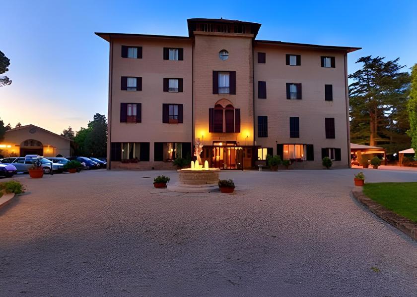 Marche Montecassiano Exterior view