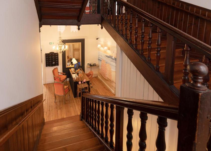 Nouvelle-Aquitaine Biarritz lobby