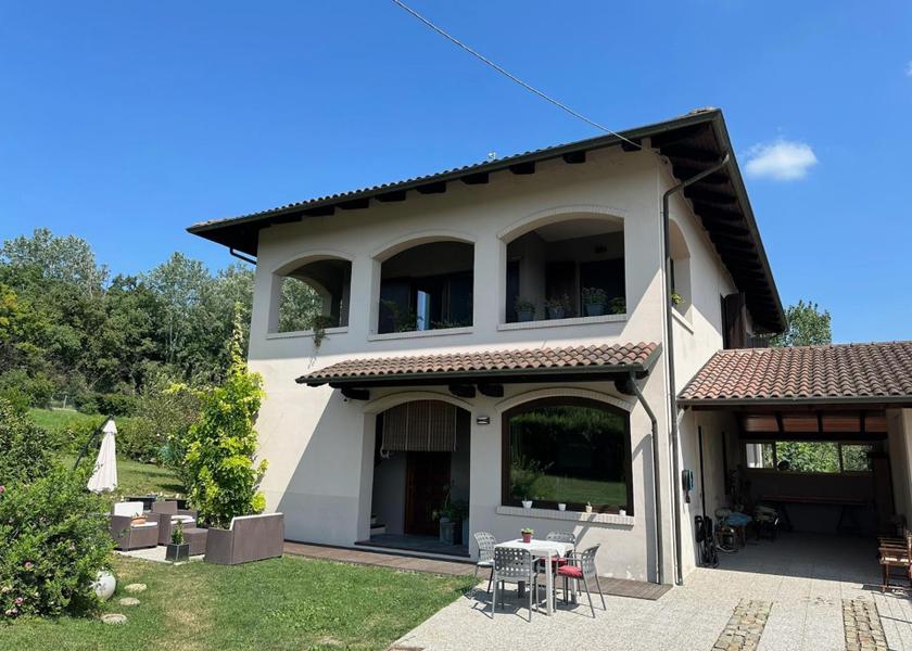 Piedmont Cocconato garden
