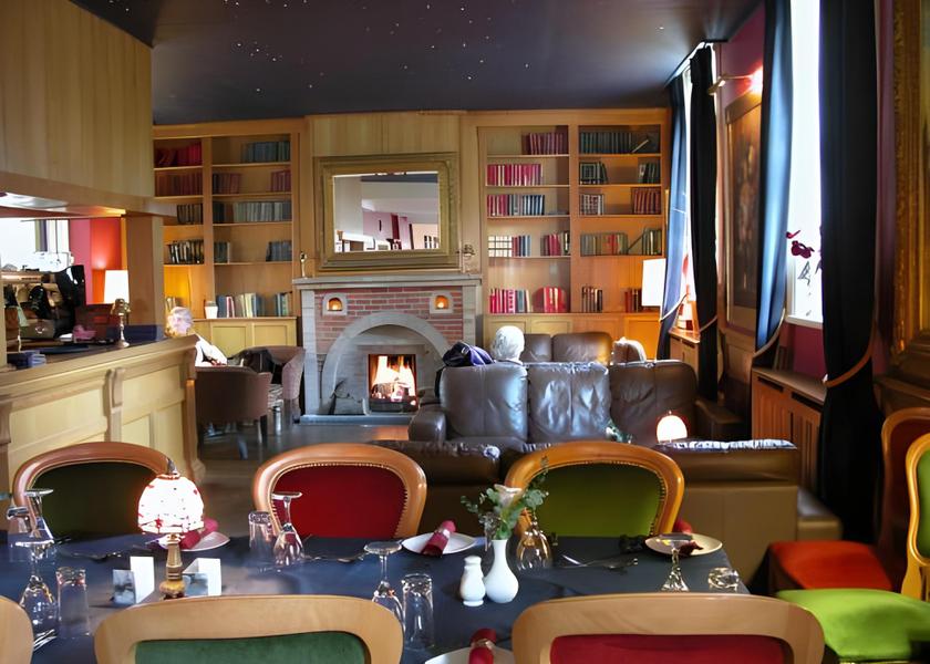 England Harleston bar/lounge