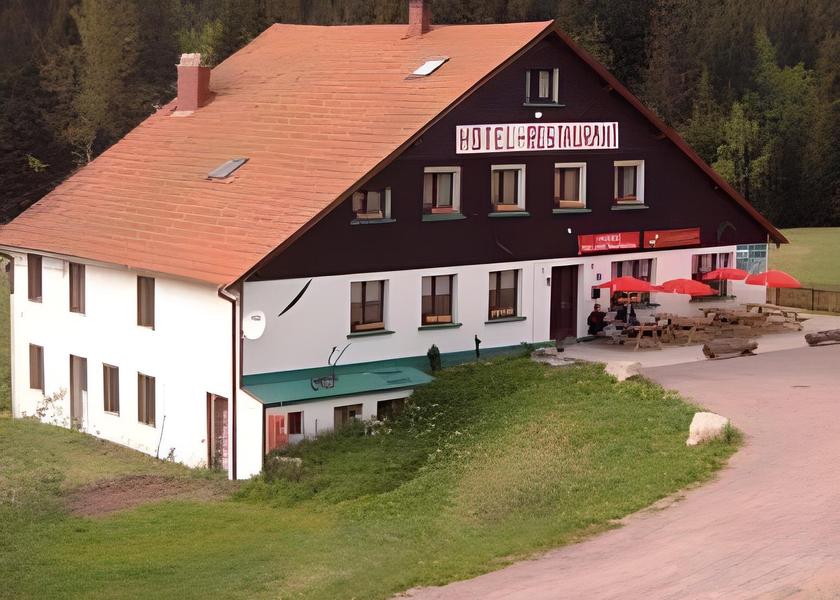 Grand Est La Bresse exterior view