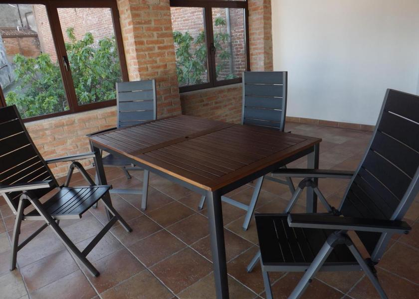 Piedmont Lu exterior view