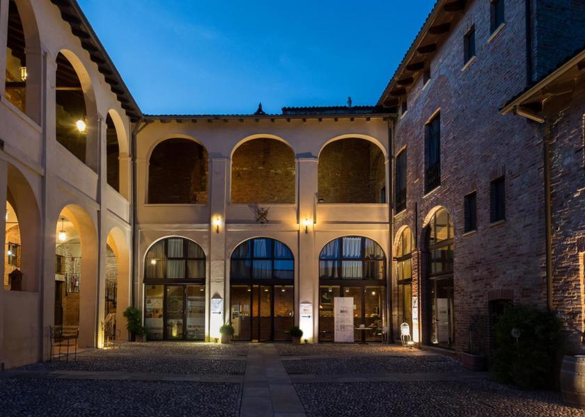 Piedmont Lu entrance