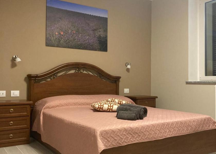 Piedmont Lu Double Room with Private Bathroom